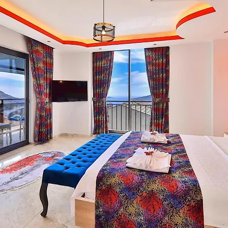 5 Bedroom Luxury With Private Pool