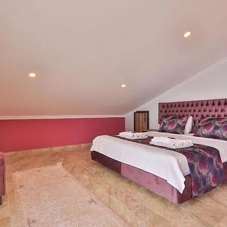 5 Bedroom Luxury With Private Pool Kalkan