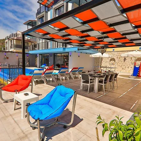 5 Bedroom Luxury With Private Pool