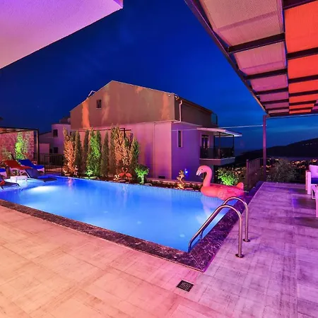 Villa 5 Bedroom Luxury With Private Pool Kalkan