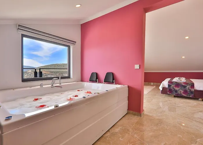 فيلة 5 Bedroom Luxury With Private Pool *