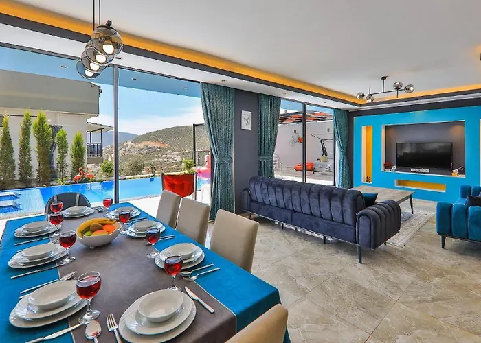 5 Bedroom Luxury With Private Pool * كالكان