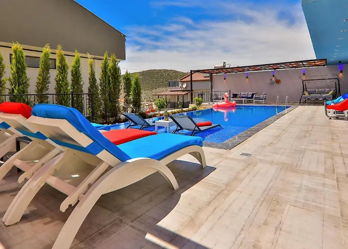 5 Bedroom Luxury With Private Pool * كالكان