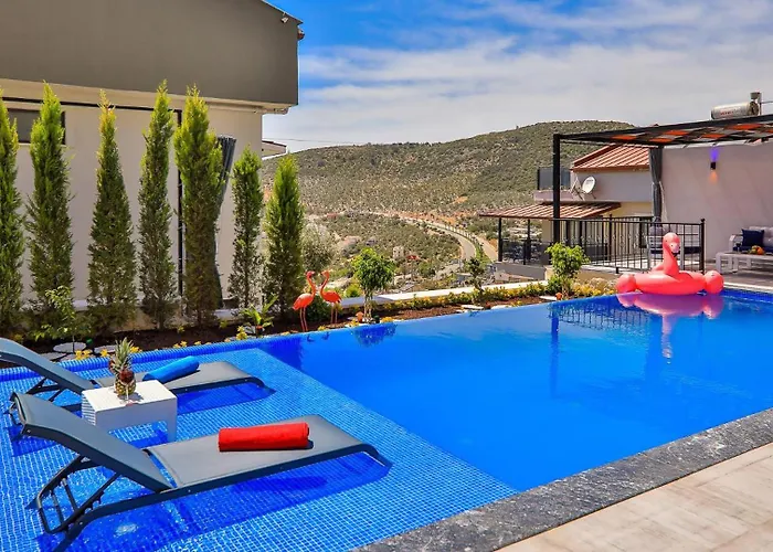 5 Bedroom Luxury With Private Pool فيلة