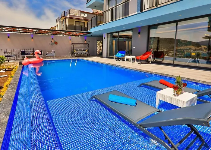 فيلة 5 Bedroom Luxury With Private Pool كالكان