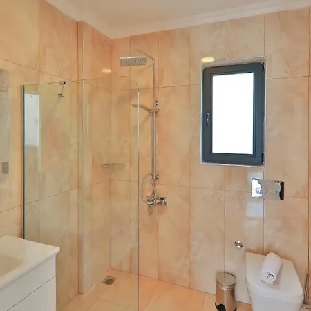 Villa 5 Bedroom Luxury With Private Pool