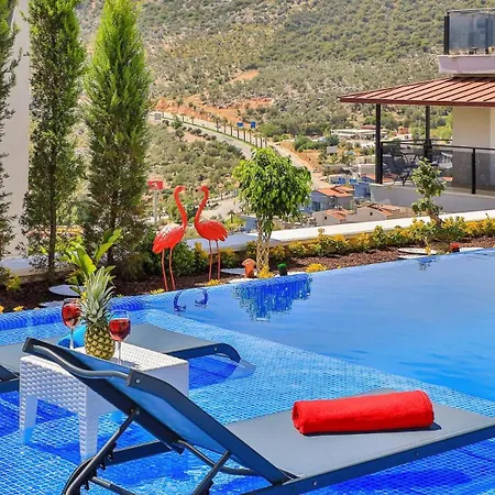 5 Bedroom Luxury With Private Pool Villa *